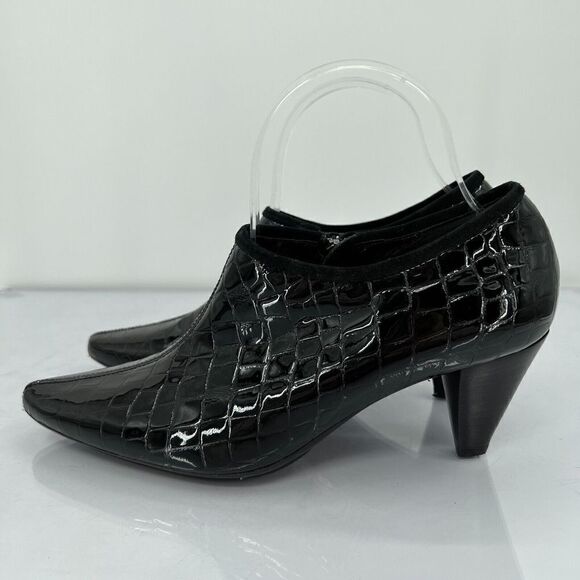 Aquatallia Women's Ankle Pump Pointy  Toe Size 8.5 Waterproof Black Croc Leather - Picture 3 of 12